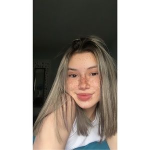 Meet your Posher, Alejandra